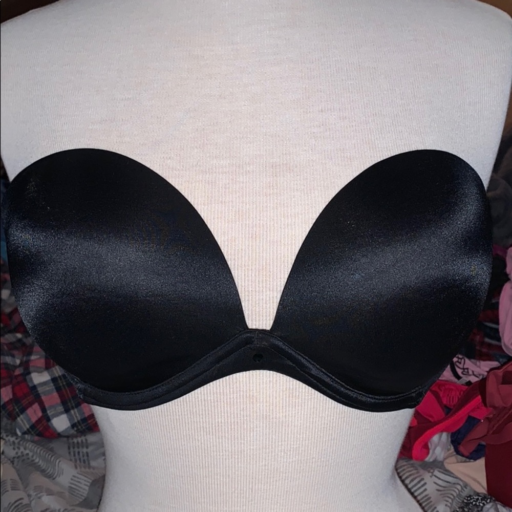Backless Strapless Black V Bra main image 1